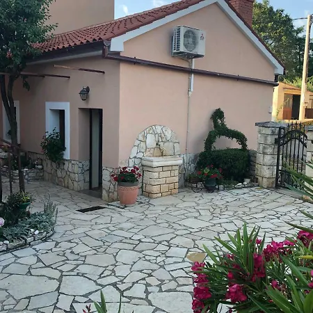 Teta Jana Apartment Smoljanci